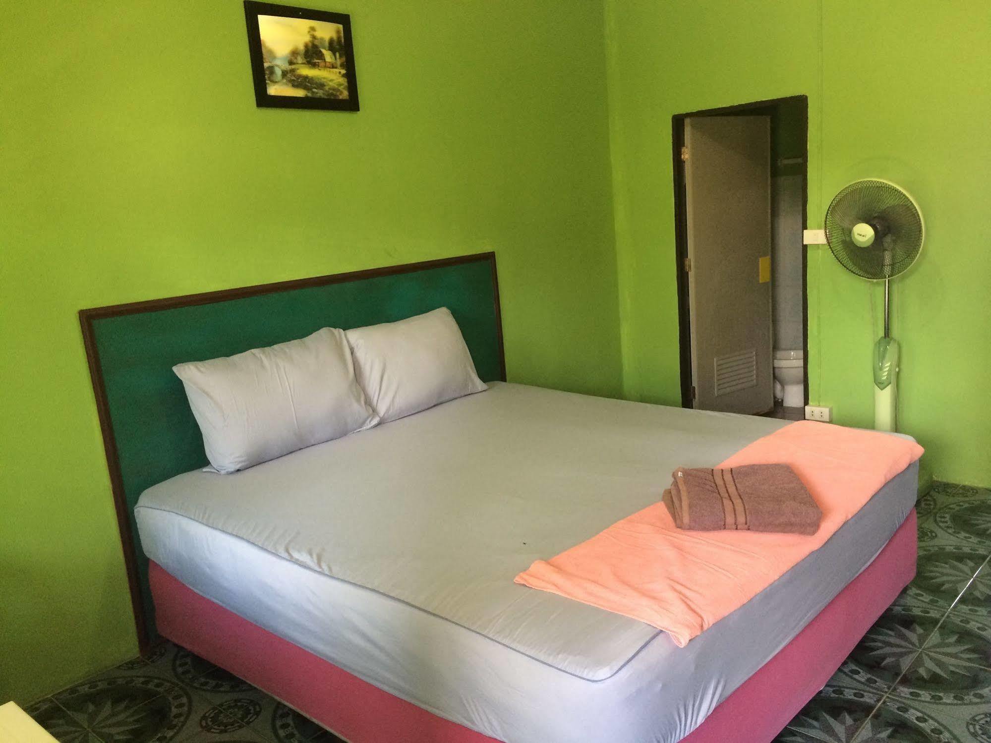 Abc Bungalow Baan Tai Bagian luar foto